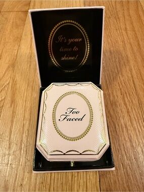 Too Faced Pink & Gold Compact Makeup Case NEW in Box